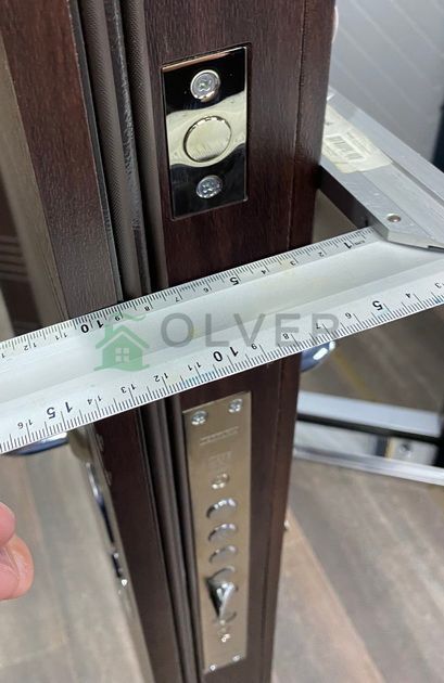 Купити Паралель вулиця Еліт 3 контури гнутий профіль (Темний горіх) - OLver Group | Вхідні двері RedFort - RedFort