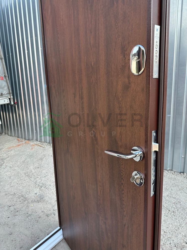Купити Блейд вулиця  (метал-МДФ) коричневі - OLver Group | Вхідні двері RedFort - RedFort